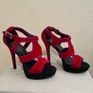 Jessica’s Simpson 6.5 Red Velvet w/Purple Trim 4.5” High Heels